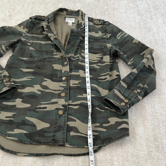 Forever 21 Camo Long Sleeve Denim Snap Shirt Jacket Shacket S - Picture 5 of 8